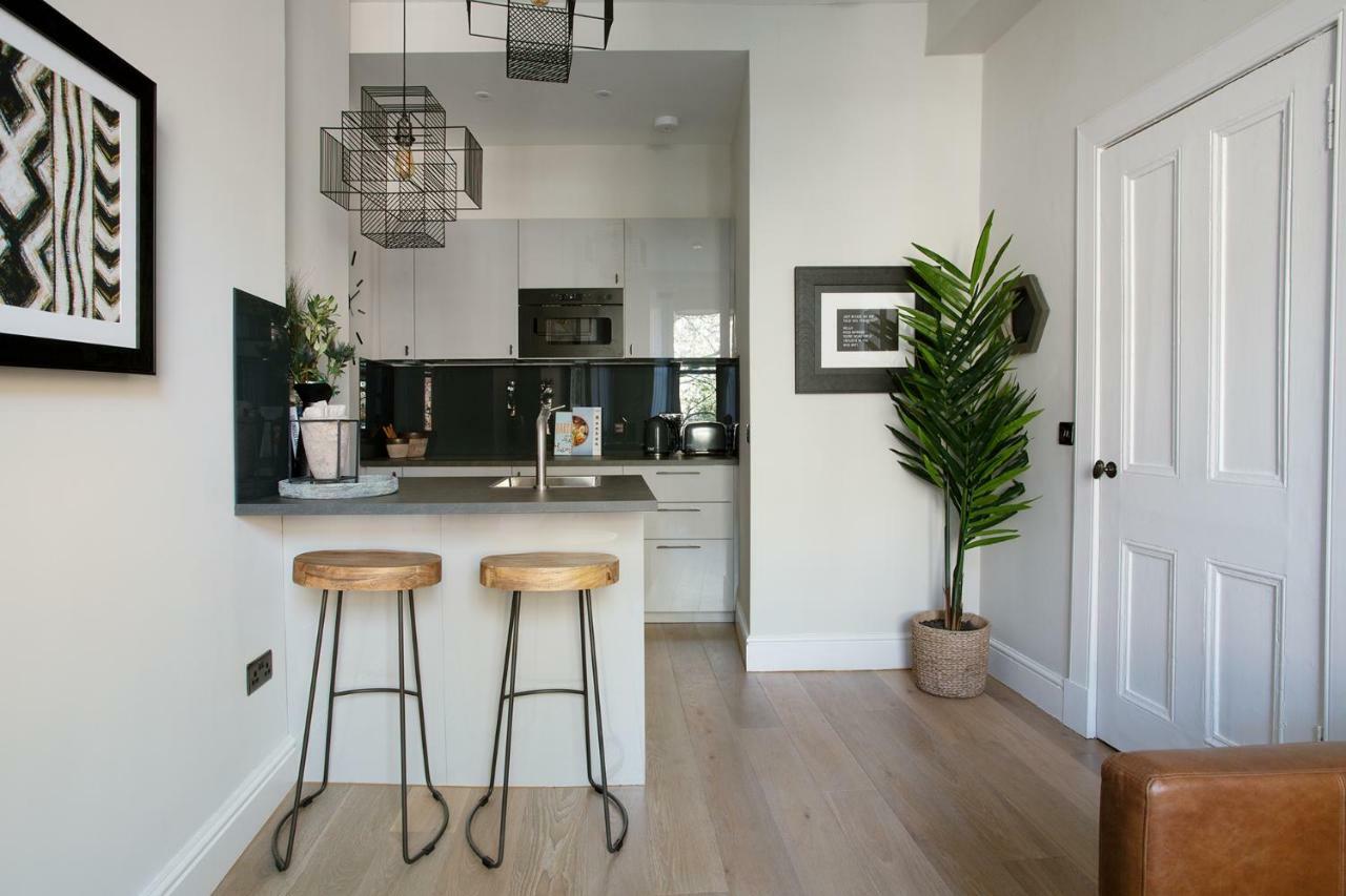 Holyrood Park City Centre Apartment Эдинбург Экстерьер фото