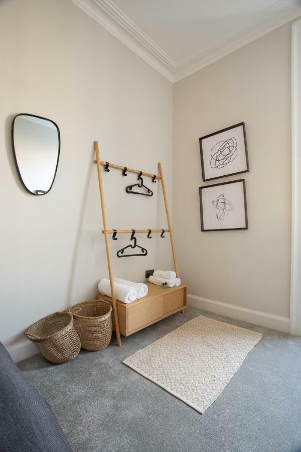 Holyrood Park City Centre Apartment Эдинбург Экстерьер фото